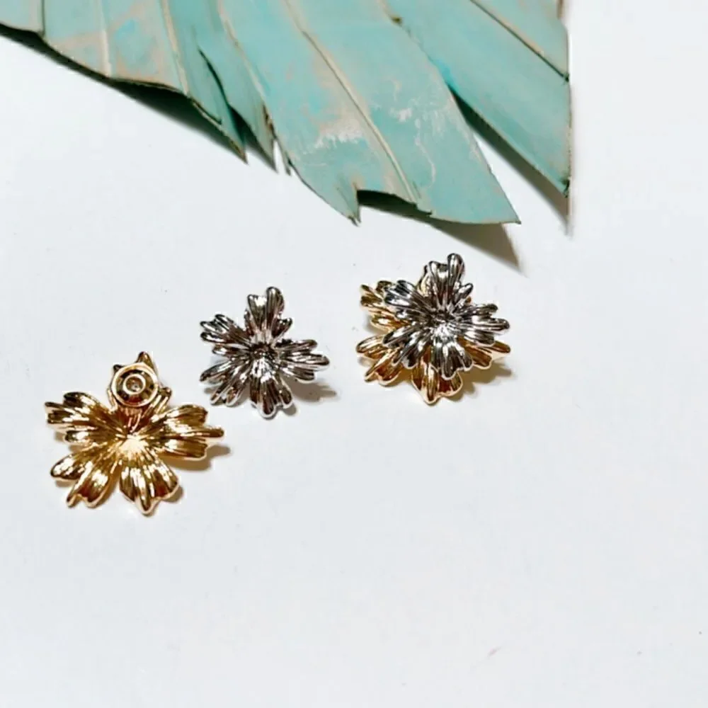 Flower stud earrings  #209